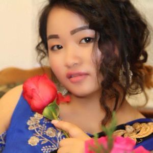 Meet your Posher, Sabina